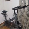 Vendora Πωλείτε σχεδόν αχρησιμοποίητο ποδήλατο γυμναστικής Spinning στην τιμή των 130€