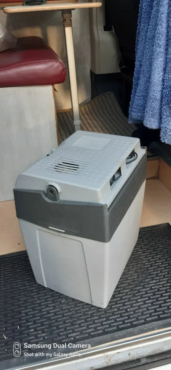 Vendora Dometic CoolFun Ηλεκτρικό Φορητό Ψυγείο 40lt 12V - 229V - Image 2