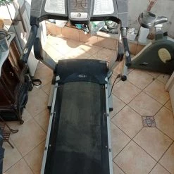 Vendora Ηλεκτρικός διάδρομος (STEALTH 28)με καινούργιο Ιμάντα (για ατομα βάρους περίπου 110kg) δίδεται λόγω χώρου.