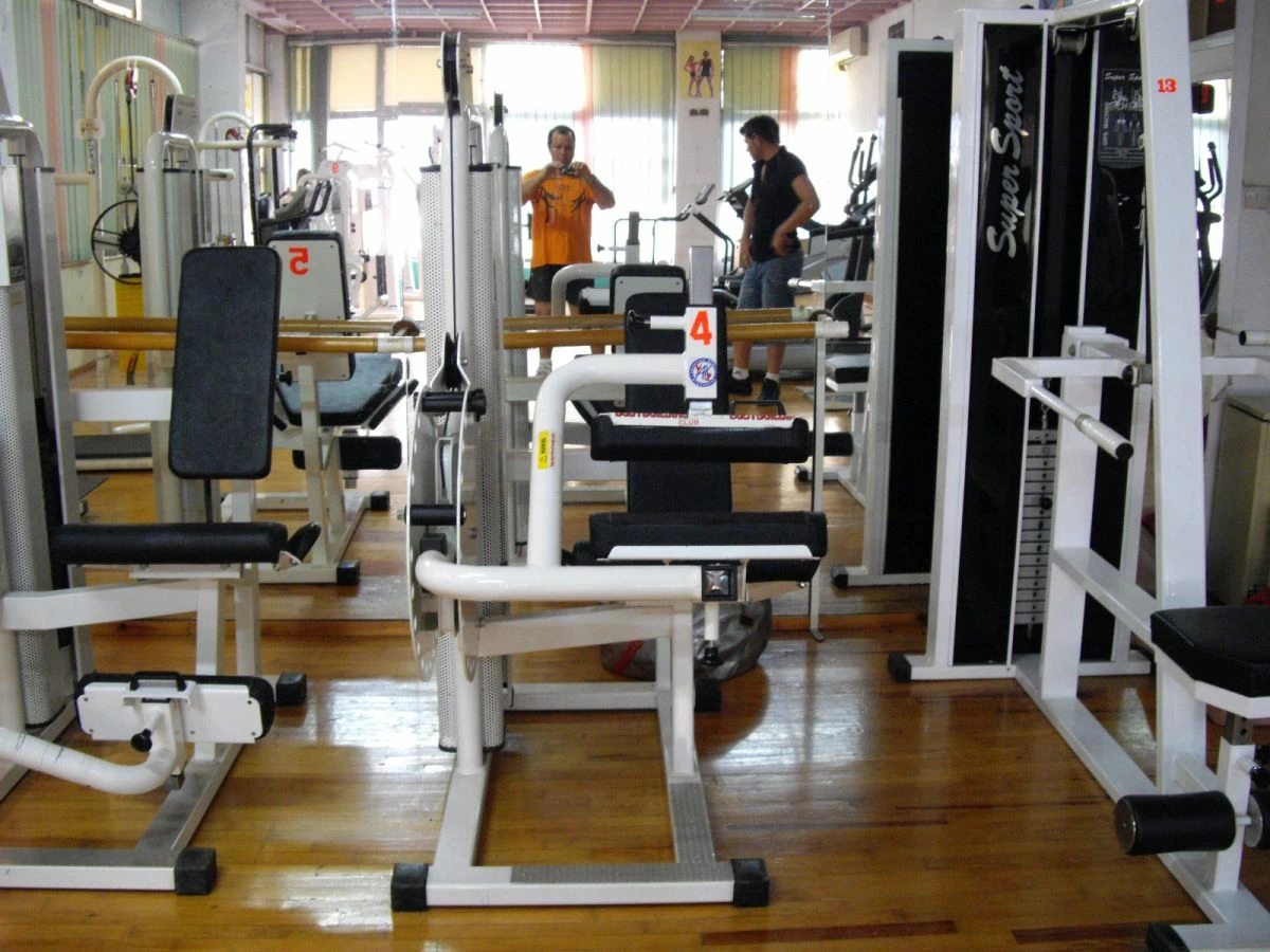 Vendora Διάδρομοι γυμναστικης,και άλλα όργανα γυμναστηρίου. - Image 11