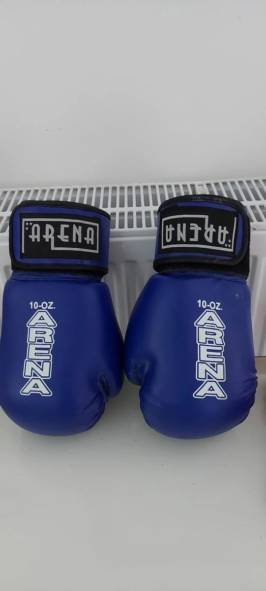 Vendora Γάντια BOX AREANA 10 OZ. Αψωγη κατασταση. Όπως τ βλέπετε σε φωτο!