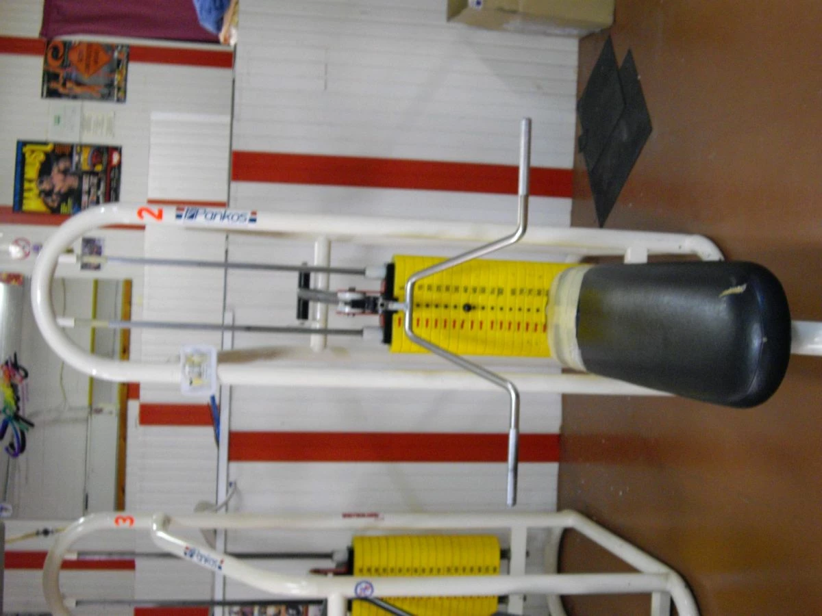 Vendora Διάδρομοι γυμναστικης,και άλλα όργανα γυμναστηρίου. - Image 12