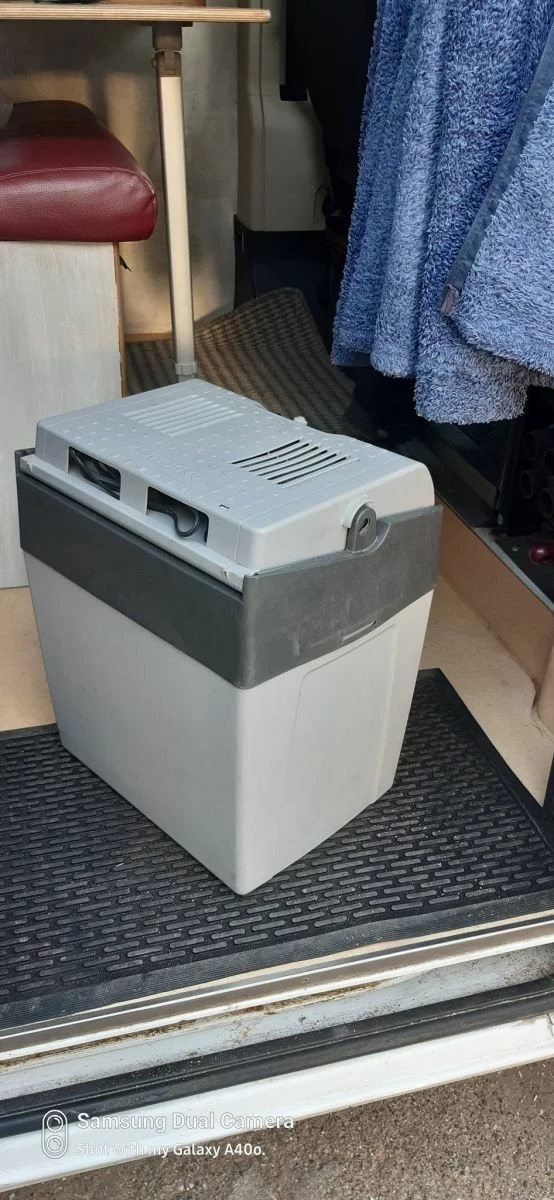 Vendora Dometic CoolFun Ηλεκτρικό Φορητό Ψυγείο 40lt 12V - 229V - Image 3