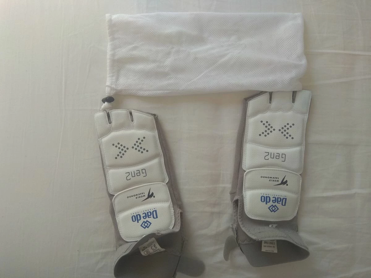 Vendora TKD ΗΛΕΚΤΡΟΝΙΚΟ ΚΑΛΤΣΑΚΙ (ΠΑΤΟΥΣΑΚΙ) ΜΕ ΑΙΣΘΗΤΗΡΕΣ - Image 5