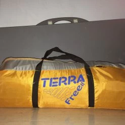 Vendora Πωλείται σκηνή 4 ατόμων Terra (free II)