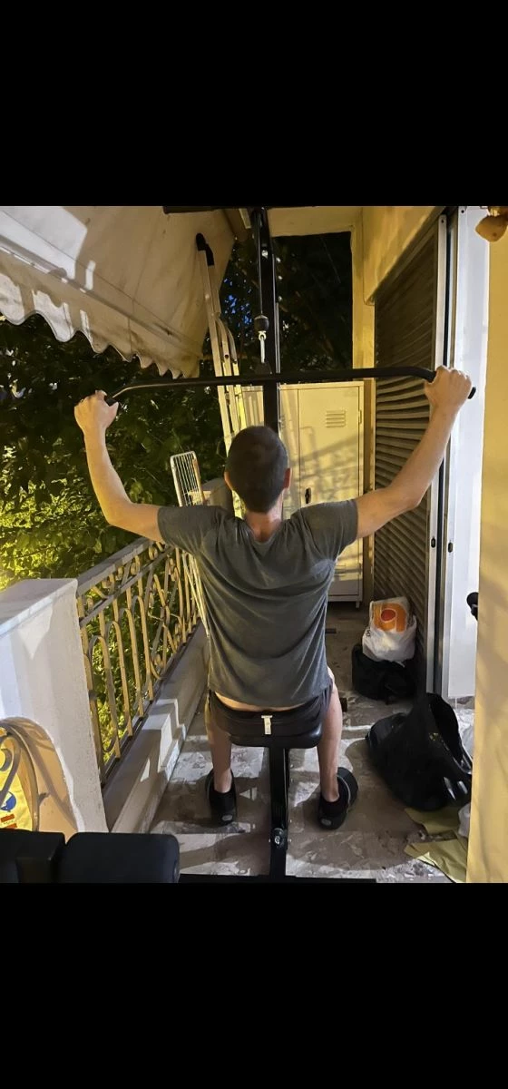 Vendora τροχαλια πλατης και χαμηλη κωπηλατικη και τρικεφαλα αμεταχειριστο 240 συζητήσιμη - Image 8