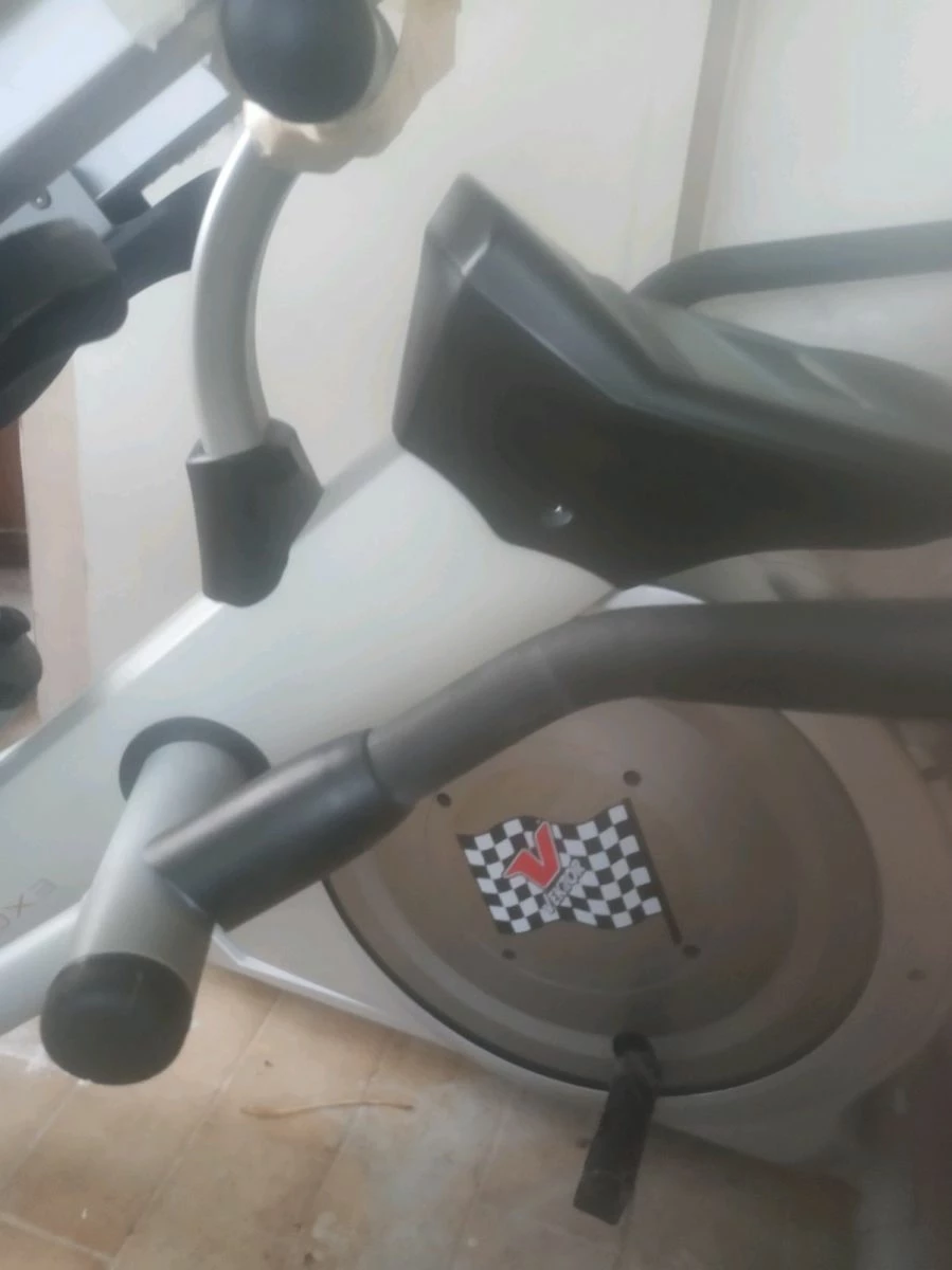 Vendora ελλειπτικό μηχανημα - Image 12