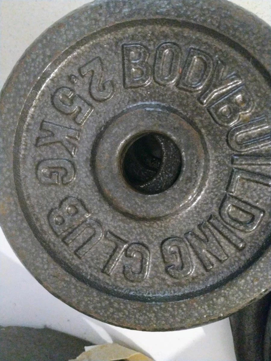 Vendora ΒΑΡΗ-ΔΙΣΚΟΙ ΑΠΟ ΜΑΝΤΕΜΙ BODYBUILDING CLUB(2x20kg + 4x10kg + 2x5kg + 4x2,5kg --> 100kg ΣΥΝΟΛΟ). ΔΙΝΟΝΤΑΙ ΜΑΖΙ ΚΑΙ 2 ΑΛΤΗΡΕΣ ΜΕ ΤΙΣ ΑΣΦΑΛΕΙΕΣ ΤΟΥΣ. - Image 4