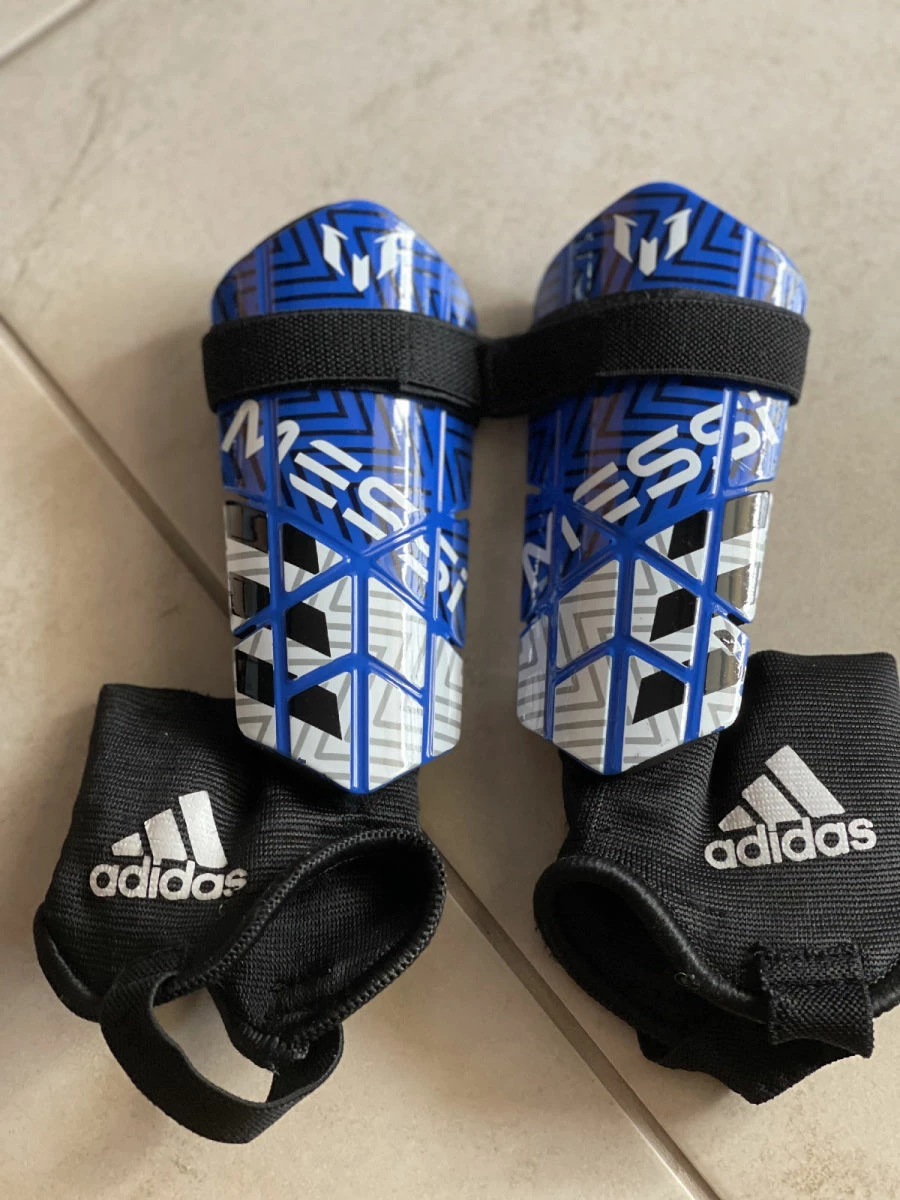 Vendora ΑΞΕΣΟΥΑΡ-ΚΑΛΑΜΙΔΕΣ